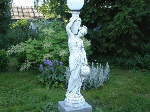 Девушка с кувшином Д-102